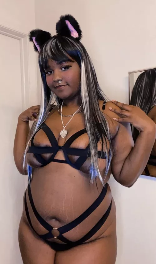 Big chocolate boobies 🖤