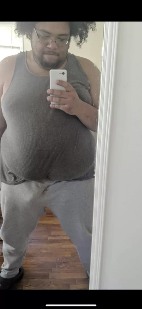 Come sit on my lap and talk about the first thing that pops up 😈