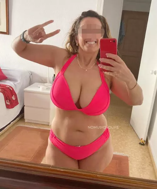 Honey, I am dating a friend. Do not wait for me