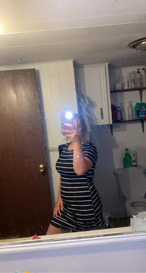 would you lift my dress and fuck me? free page 🤭