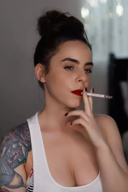 🚬💋