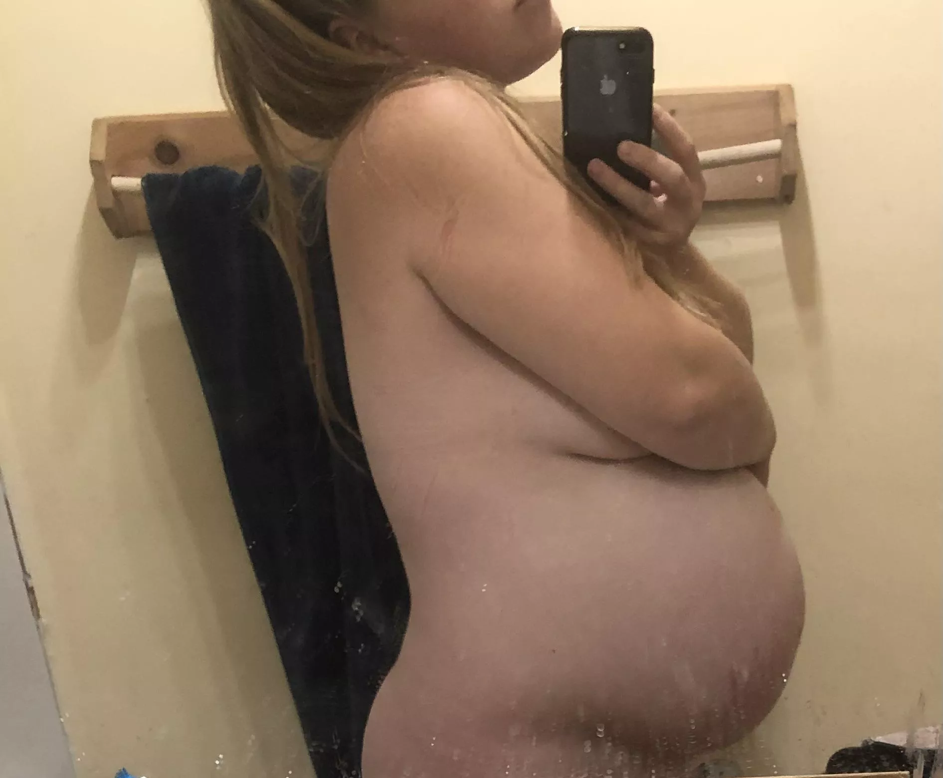 So pregnant! Only days away from popping, get your content while you still can 😉