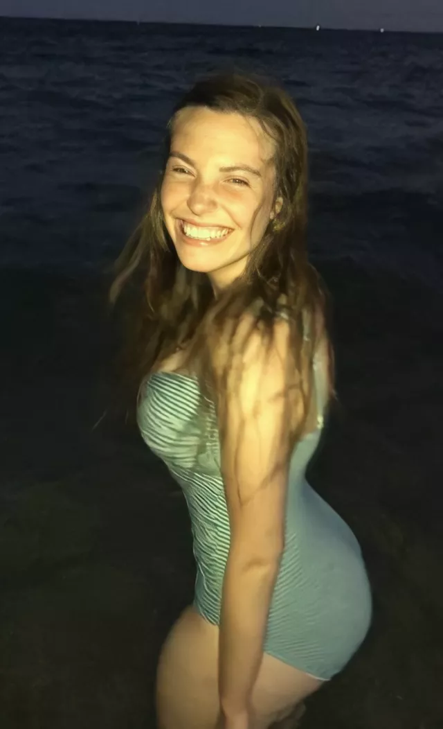 Wanna hit it from the back? 😋