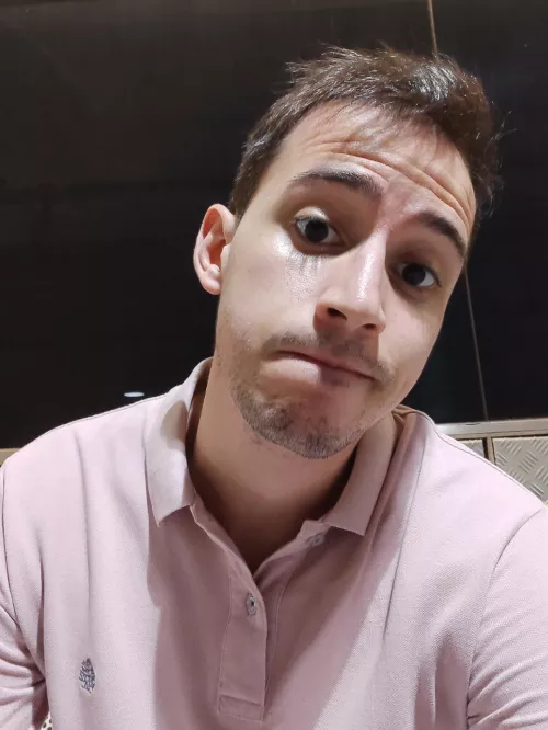 Why does the train take so long to arrive 😭