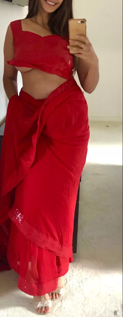 A little underboob never hurt anyone...😉