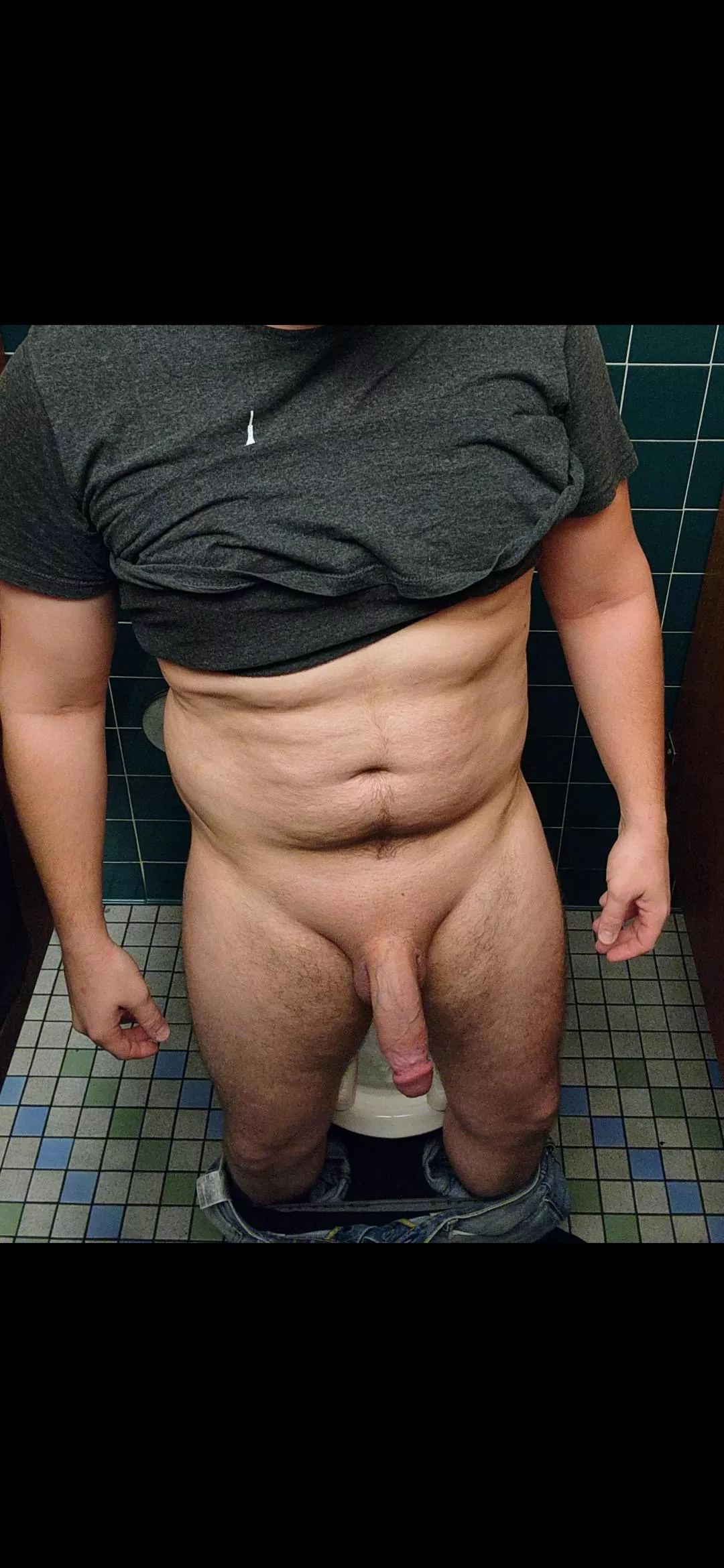 Anyone want to choke on it? DMs always open 😈