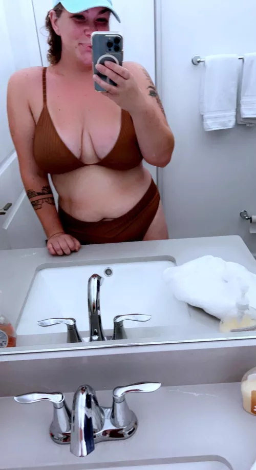 Beach vacay bikini tb (3 weeks ago)