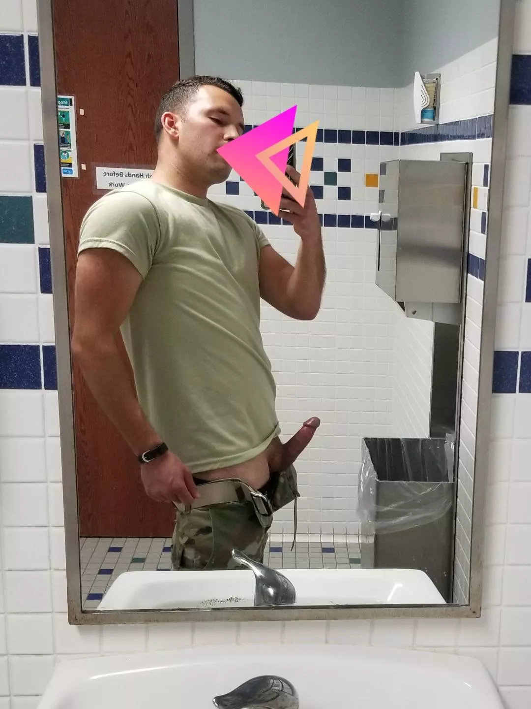 Do ladies like a man in uniform? Do ladies like a man in uniform?