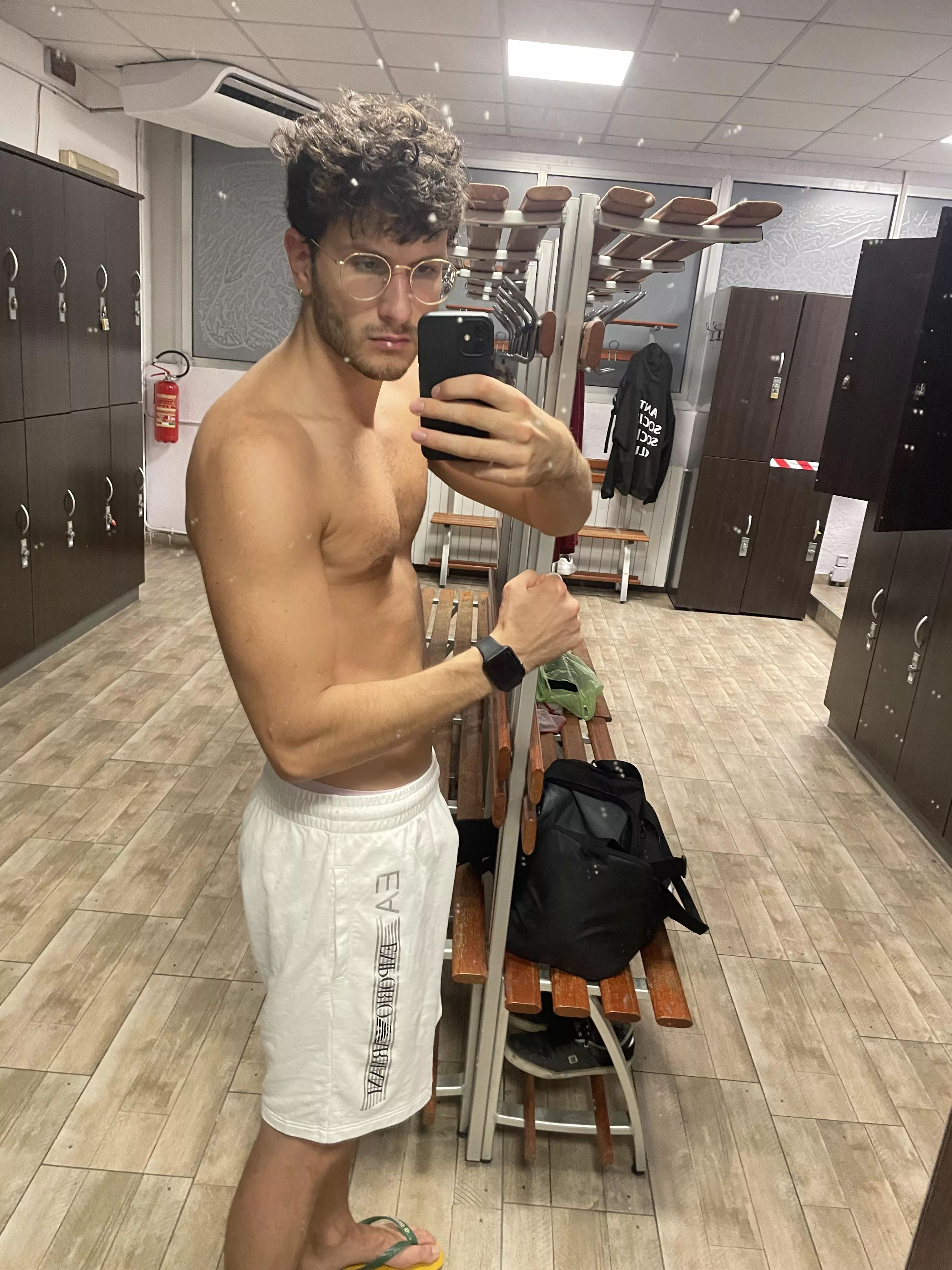 I wanna have a great time in the locker room 😏