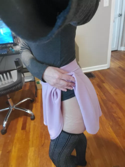 Just a thursday tease 😜