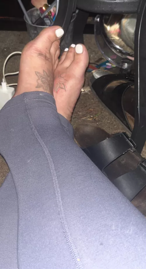 Tatted toes