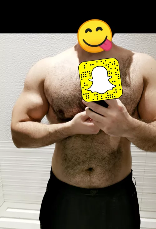 33 Daddy flexing 🔥