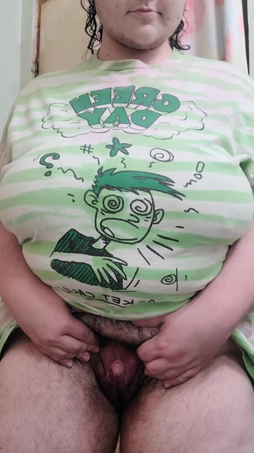 Hard nips n hard dick 😋