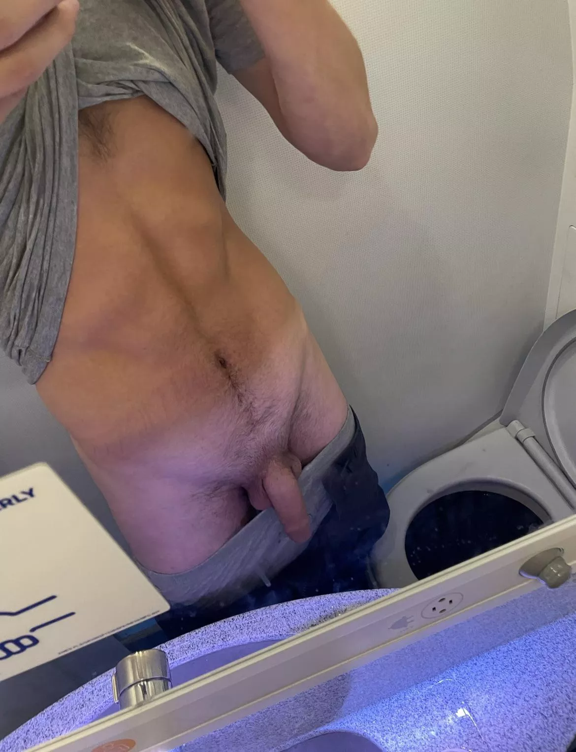 Help! There’s a snake on my plane ;)