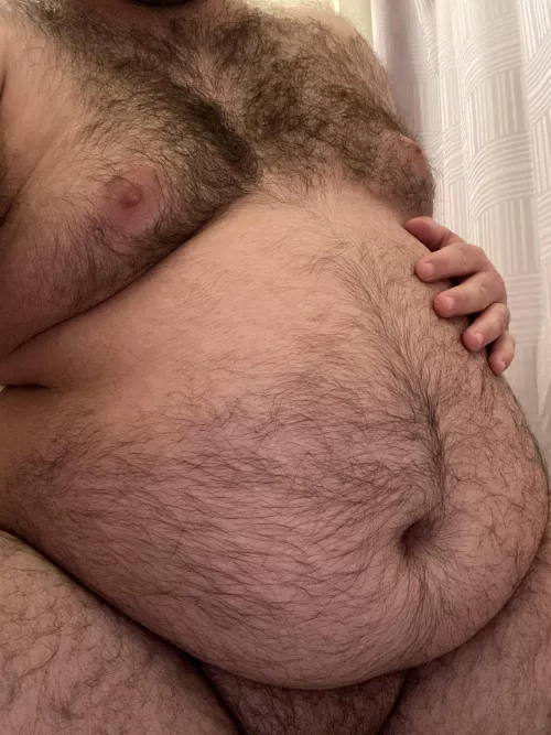 I haven’t even eaten yet today and I still feel so big 🥰