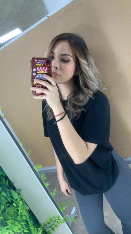 I want to eat all her body