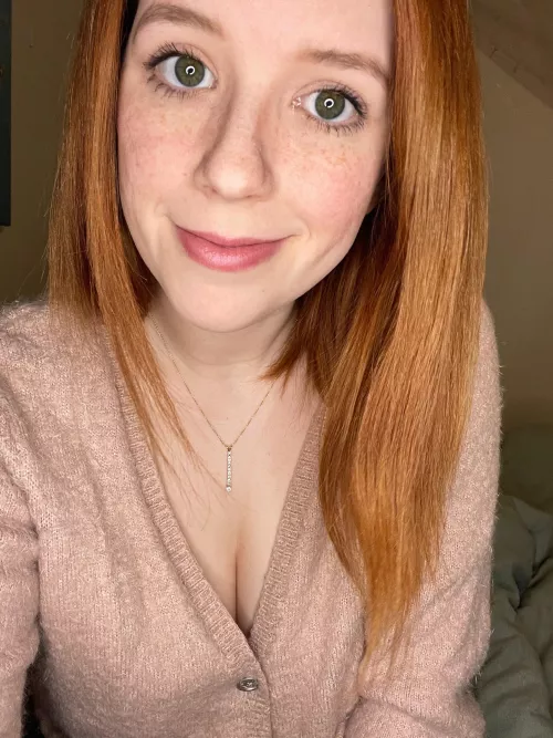 I’d like snuggles and a massage, I’ll pay you in cookies… volunteer below 😂❤️