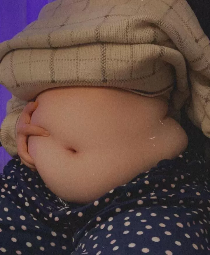 I've been making a lot of progress with my gaining so far...I wonder if you can see it🥰🥰