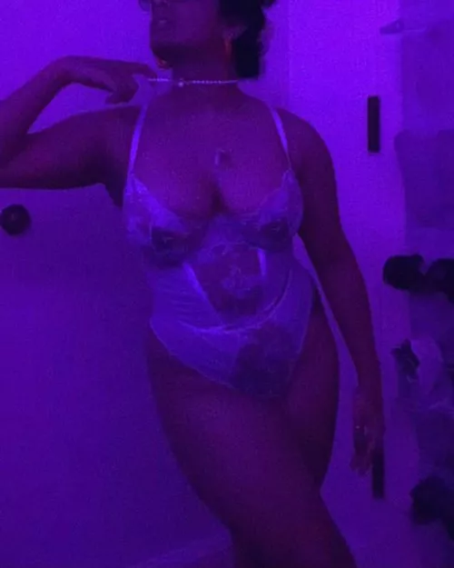 need to be choked and filled rn