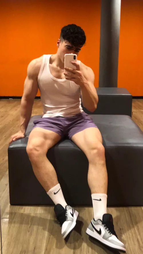 Bro this is your sign to hit the gym today, come on