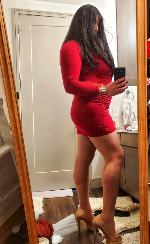 Daisy is ready to slay the long weekend.