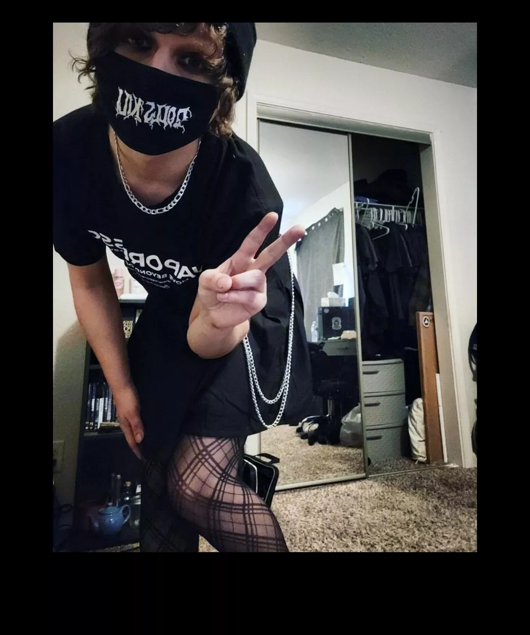 hey cuties! who's ready to cuddle🙈