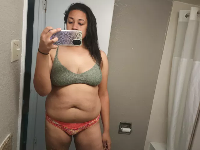 Mommy want's to play!🤗 Snap: junkyardpup22 (See the comments for more info!😈)