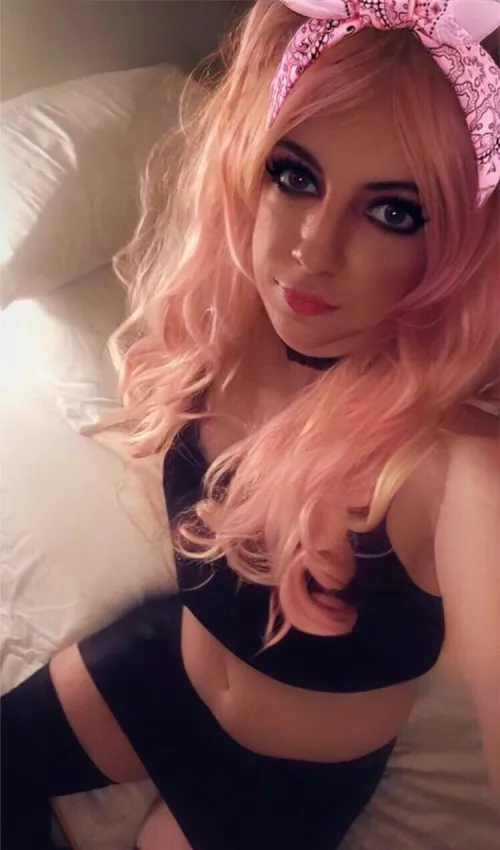 Sissy sign-in sheet! Who’s here to be naughty for random men? Sign an XO if you want guys to flood you with cock pics and cumtributes