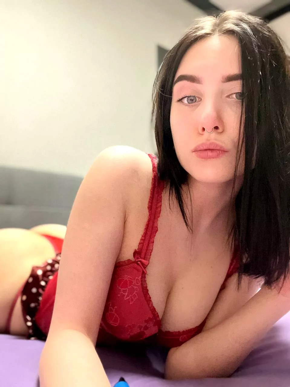 Tell me honestly, does the thought of fucking my body make you touch yourself?