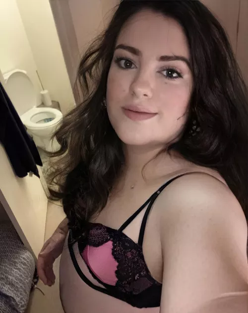 23 [nb4a] I know I’m a fat bitch and it’s a bad wig but I’d love to be degraded and humiliated