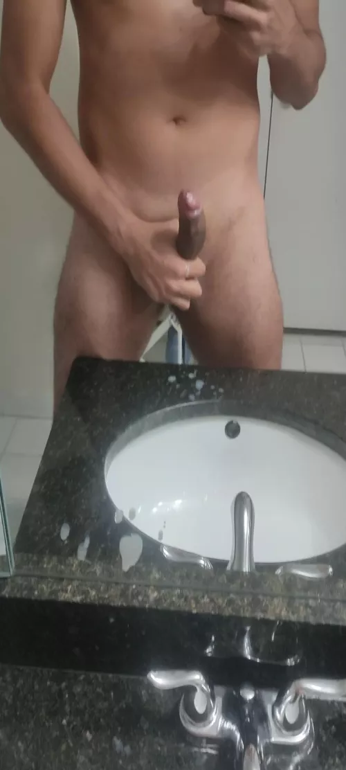[41] this 6'5ft Daddy did a mess... come and clean it up