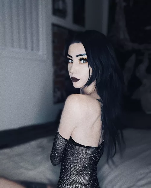 can i tempt you? 🖤