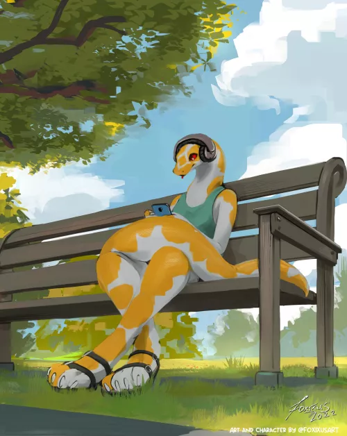 Did something for snektember ❤️🌿 Lara do be chillen ^^ (art by me, FoxixusArt on twitter)