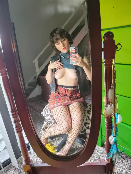 didn't flash anyone at the show last night so I'm flashing you all instead :>