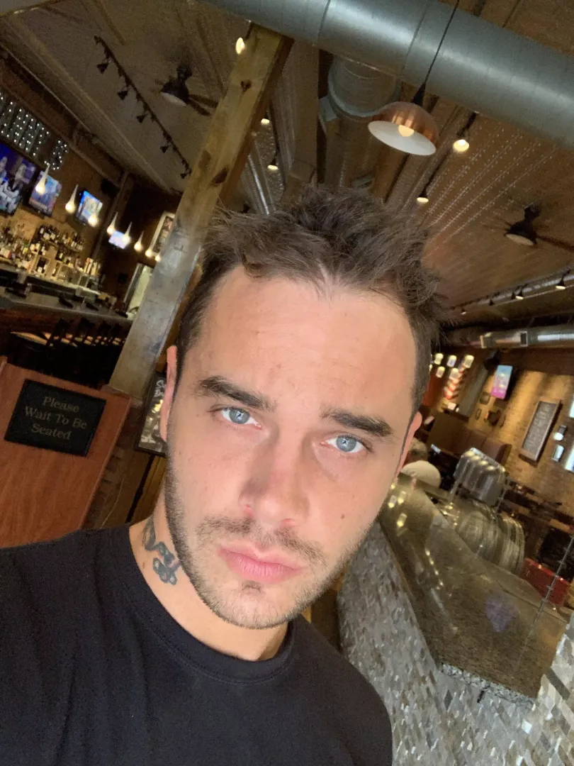 First thing you see when you walk in the door m(33)