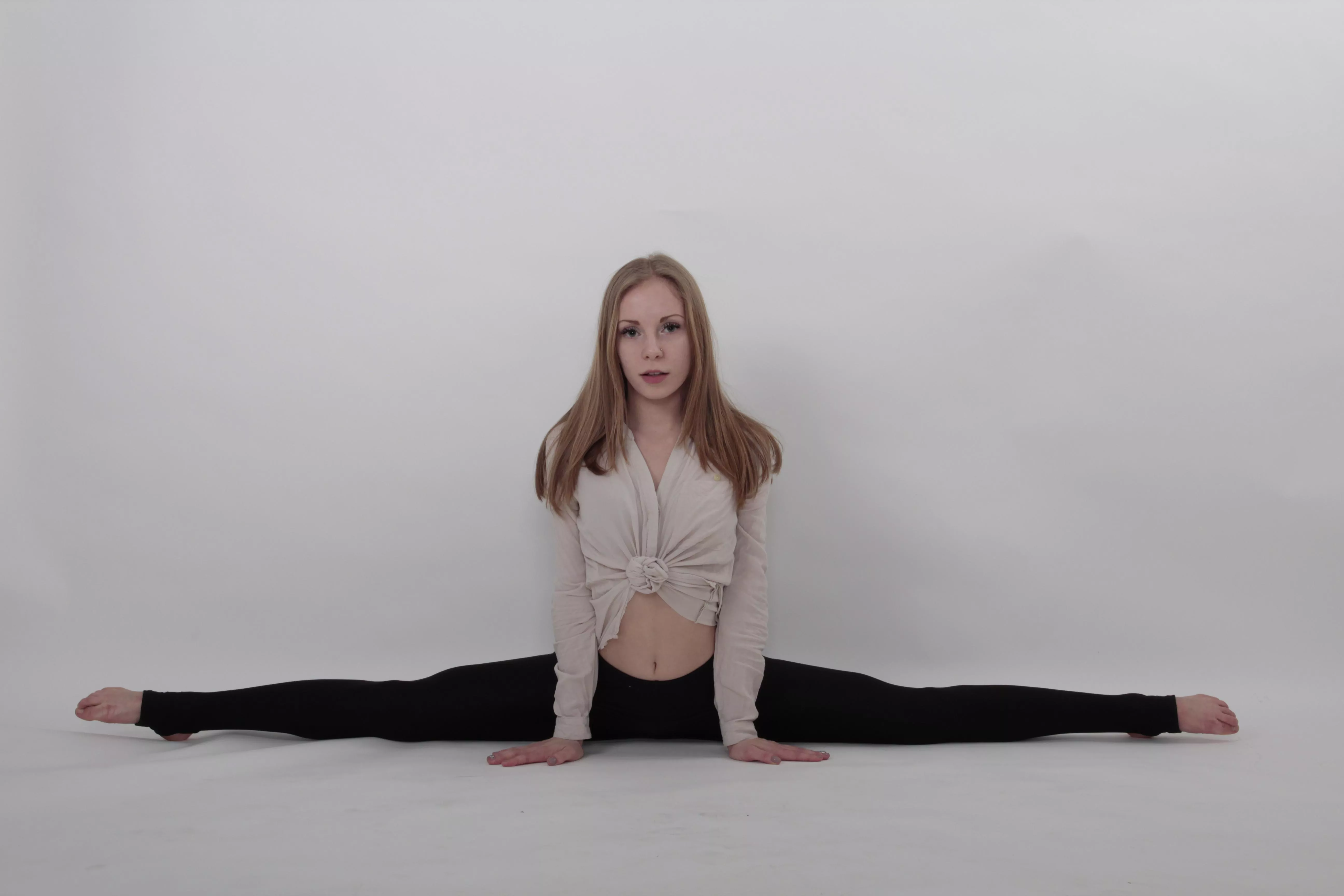 I decided to stretch out a little😼