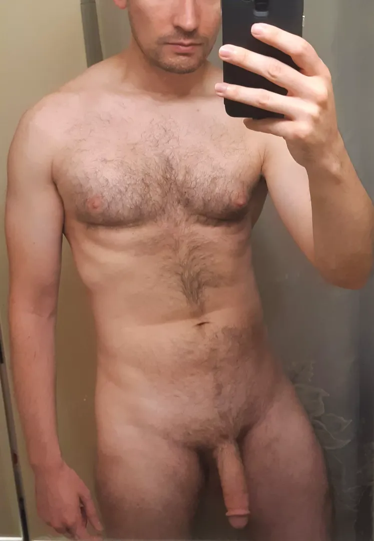 I lost a bet and had to post this nude. This is so embarrassing