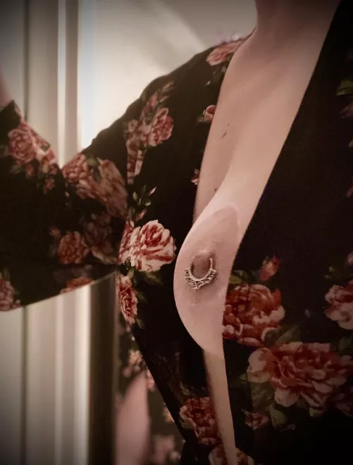 Weeks from 40…feelin’ myself now more than ever!