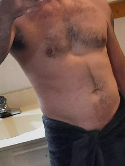 fist me, muncie indiana or close, prefer couple or female but down for any rn, u host