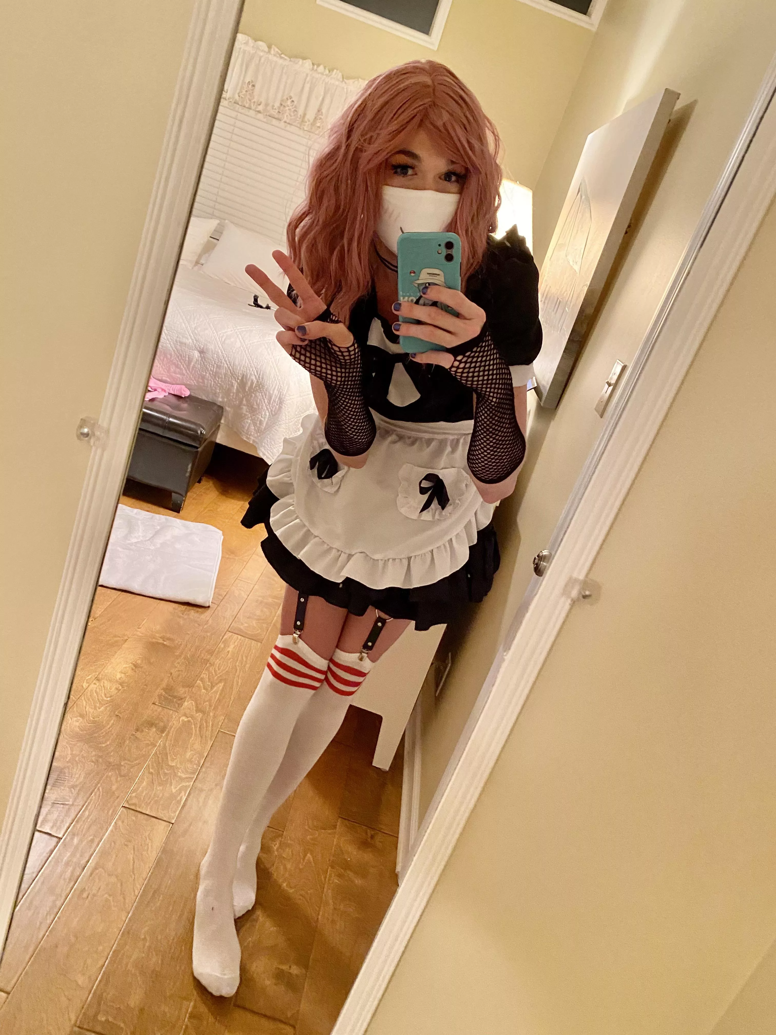 just got my first wig, how does it look? ☺️🥺