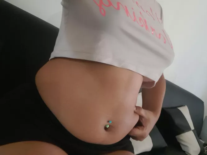 my piercing looks sexy, write I'm bored🙃