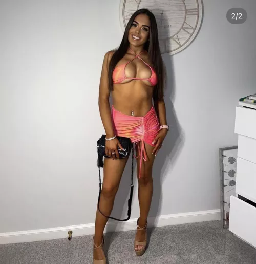 sorry olivia but i don’t think this top is going hold