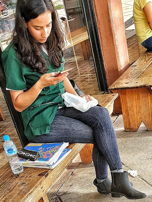 Today I put on the green uniform 🥒