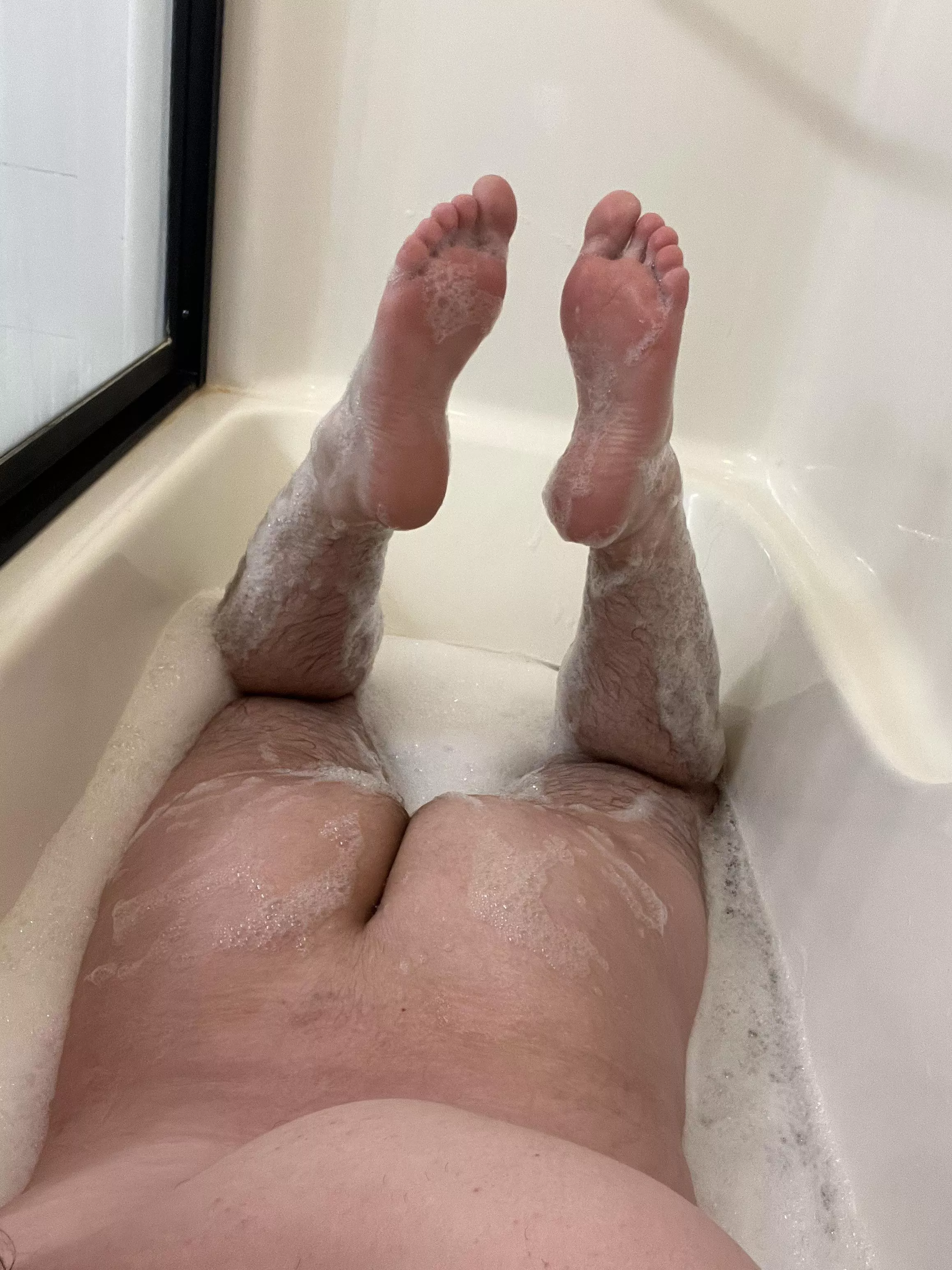 Wanna fuck me before going to bed? Wanna fuck me before going to bed?