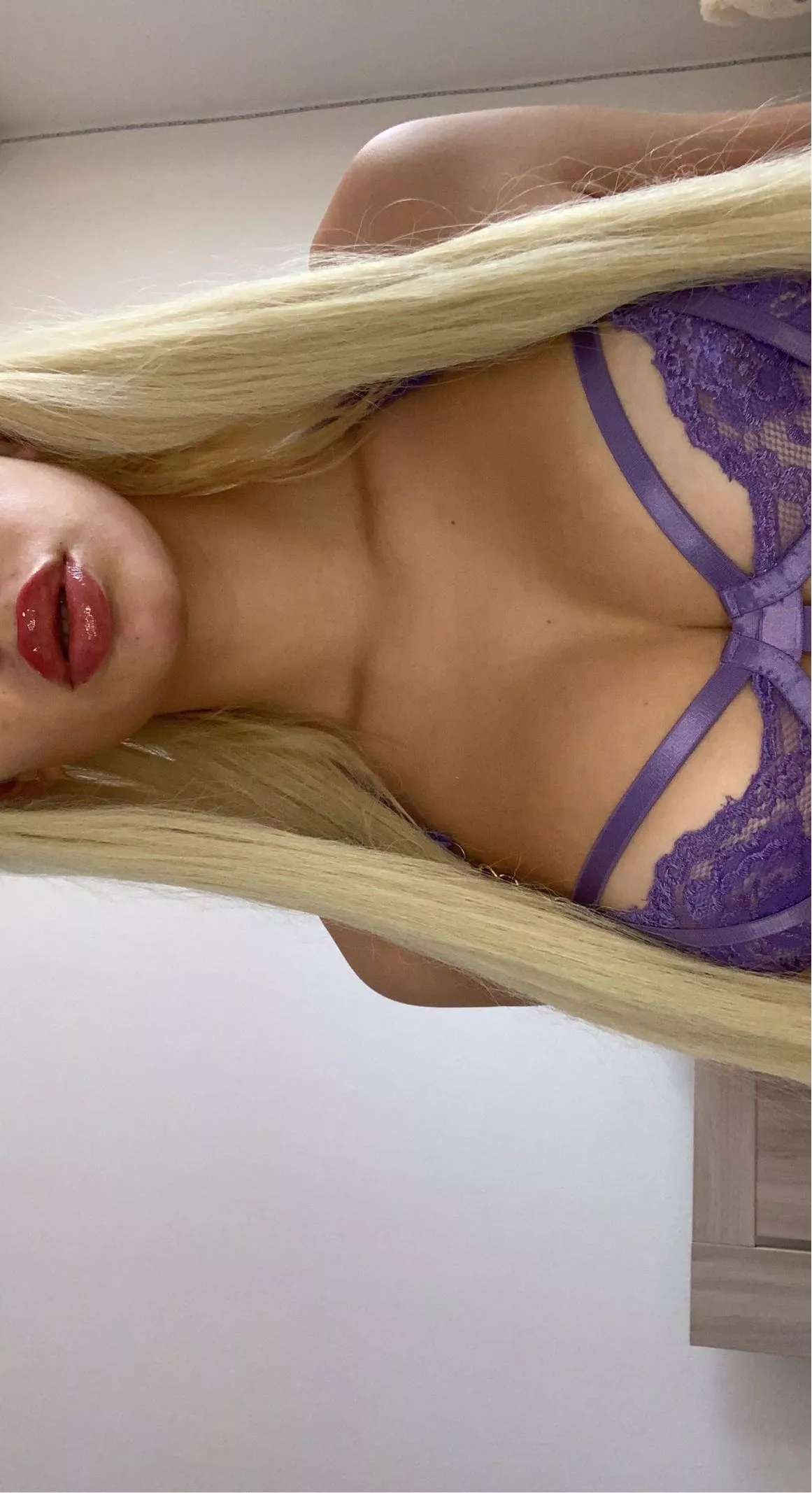 wanna pull my hair to make me horny??