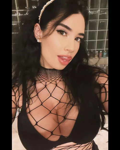 Big netted boobs