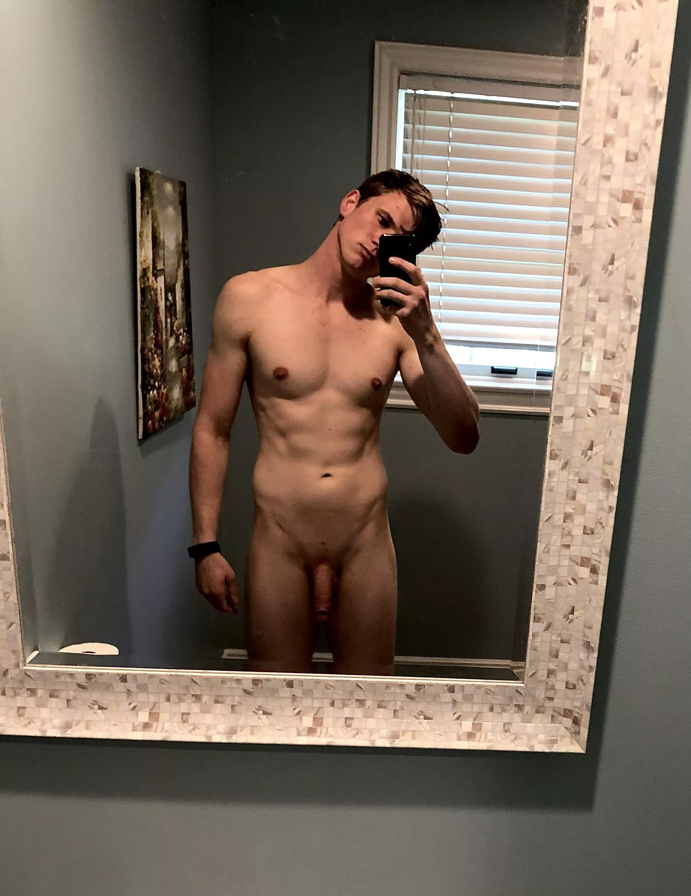 Getting back in shape after an injury. I think I’m starting to look pretty good hbu?