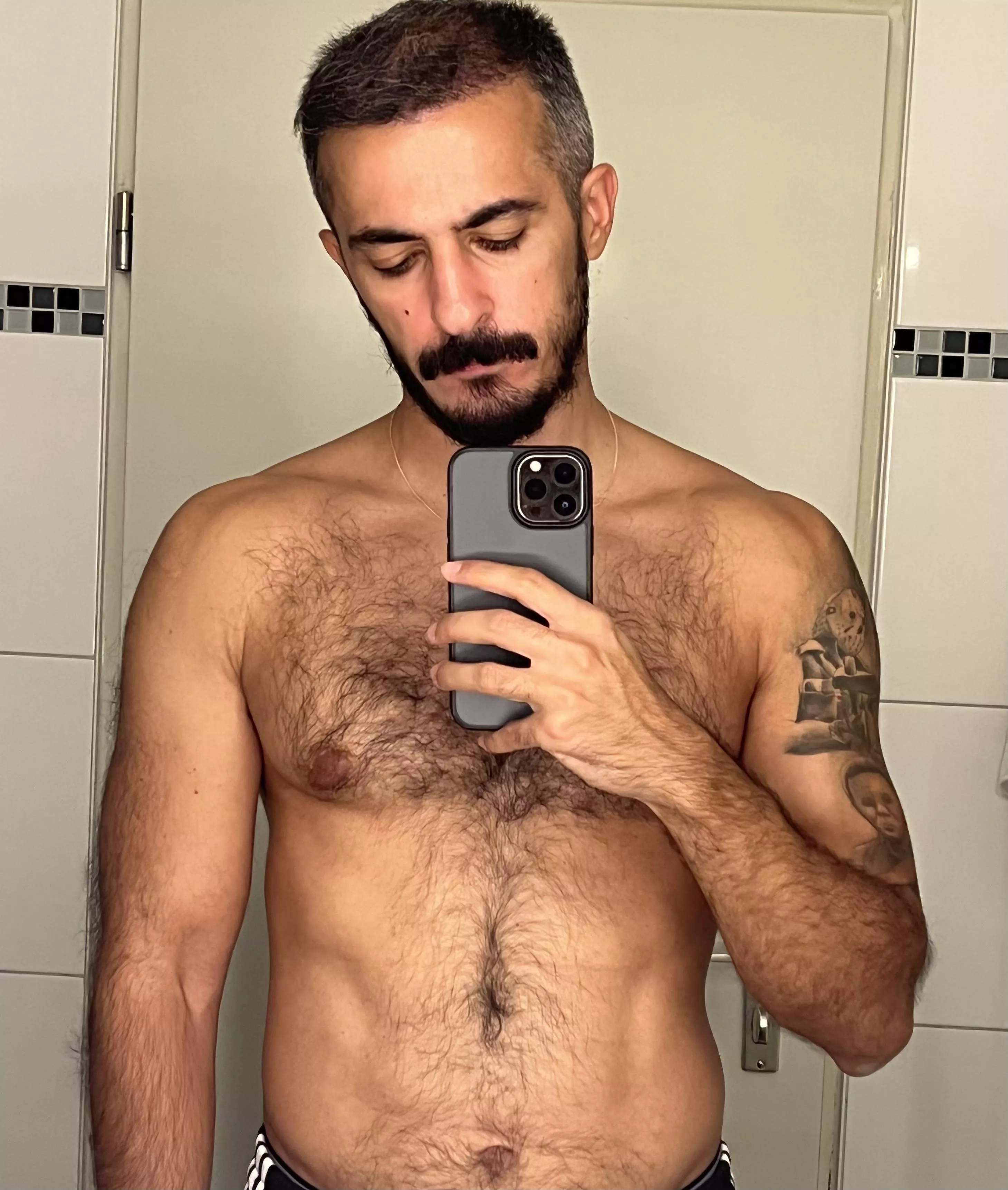 I like being hairy. 🐺