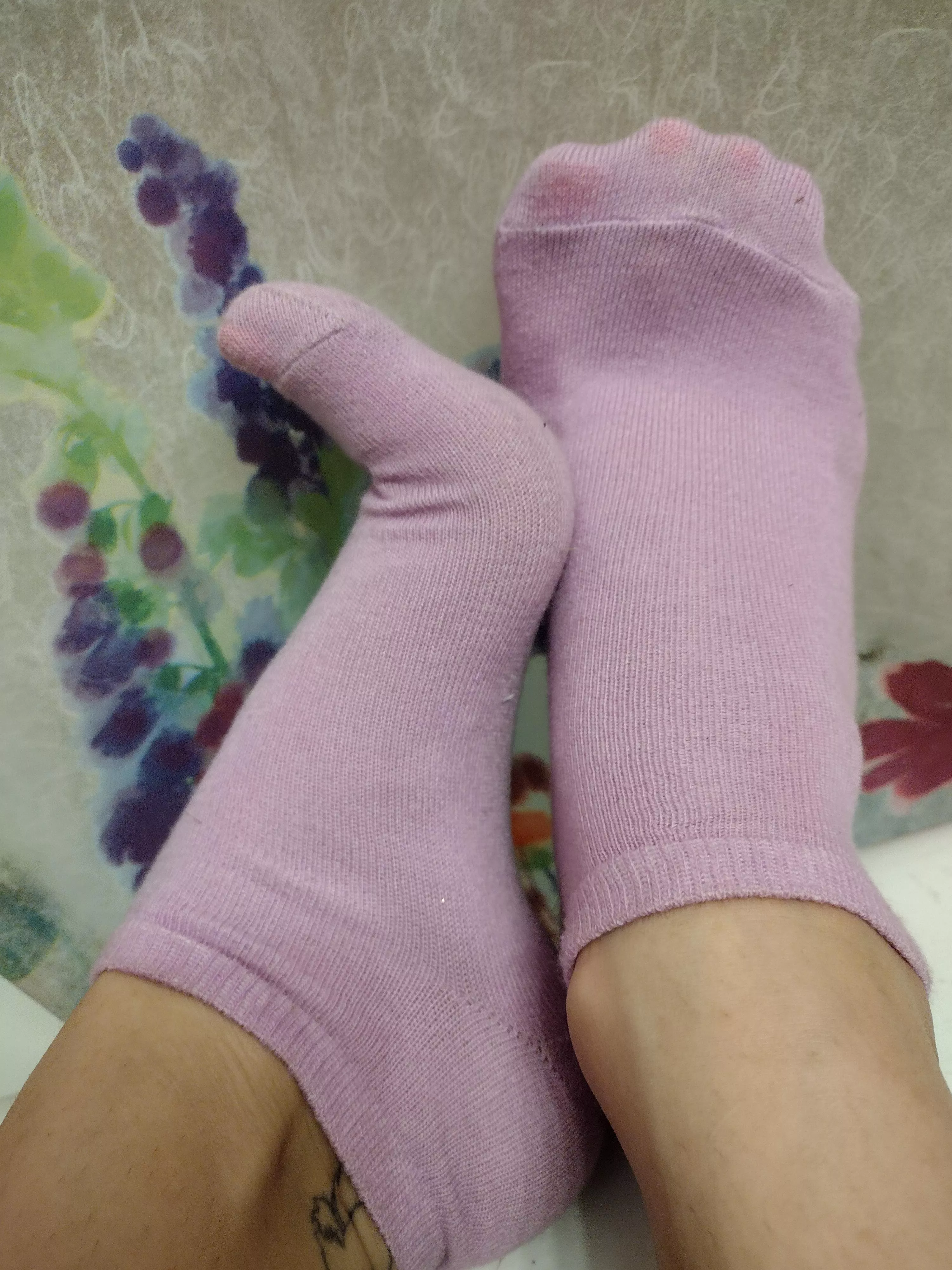 I love that you can see my hot pink pedicure through these socks😍