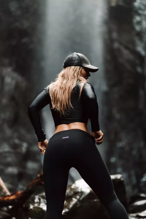 If the John Deere hat doesn’t do it for you, hopefully the Lorna Jane tights do